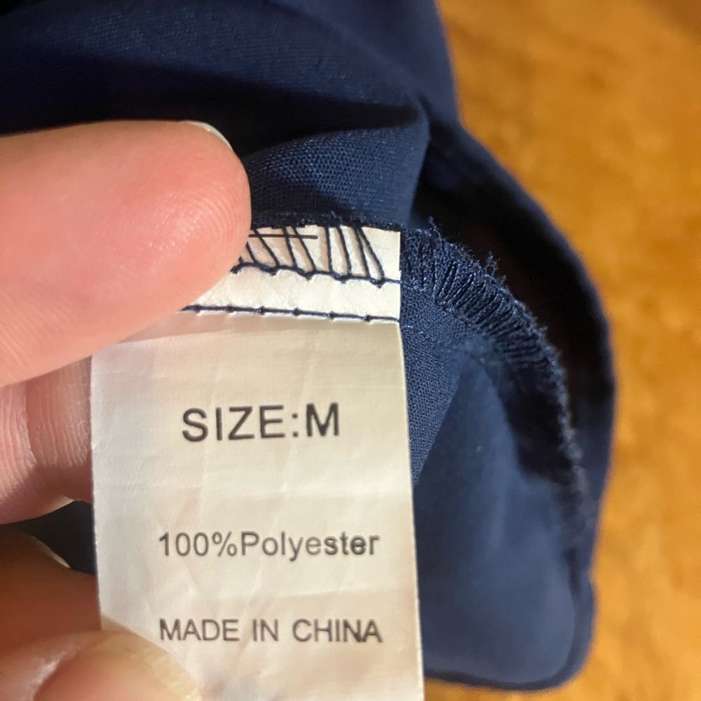 Source unknown, beautifully detailed short romper, size medium - Picture 3 of 3